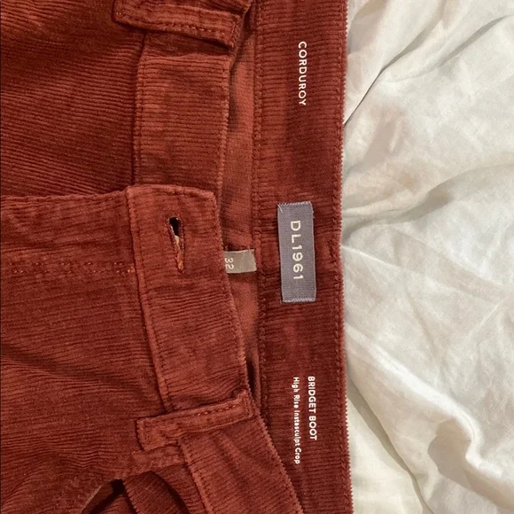 DL1961 Brown/rust corduroy pants raw hem - Picture 2 of 3